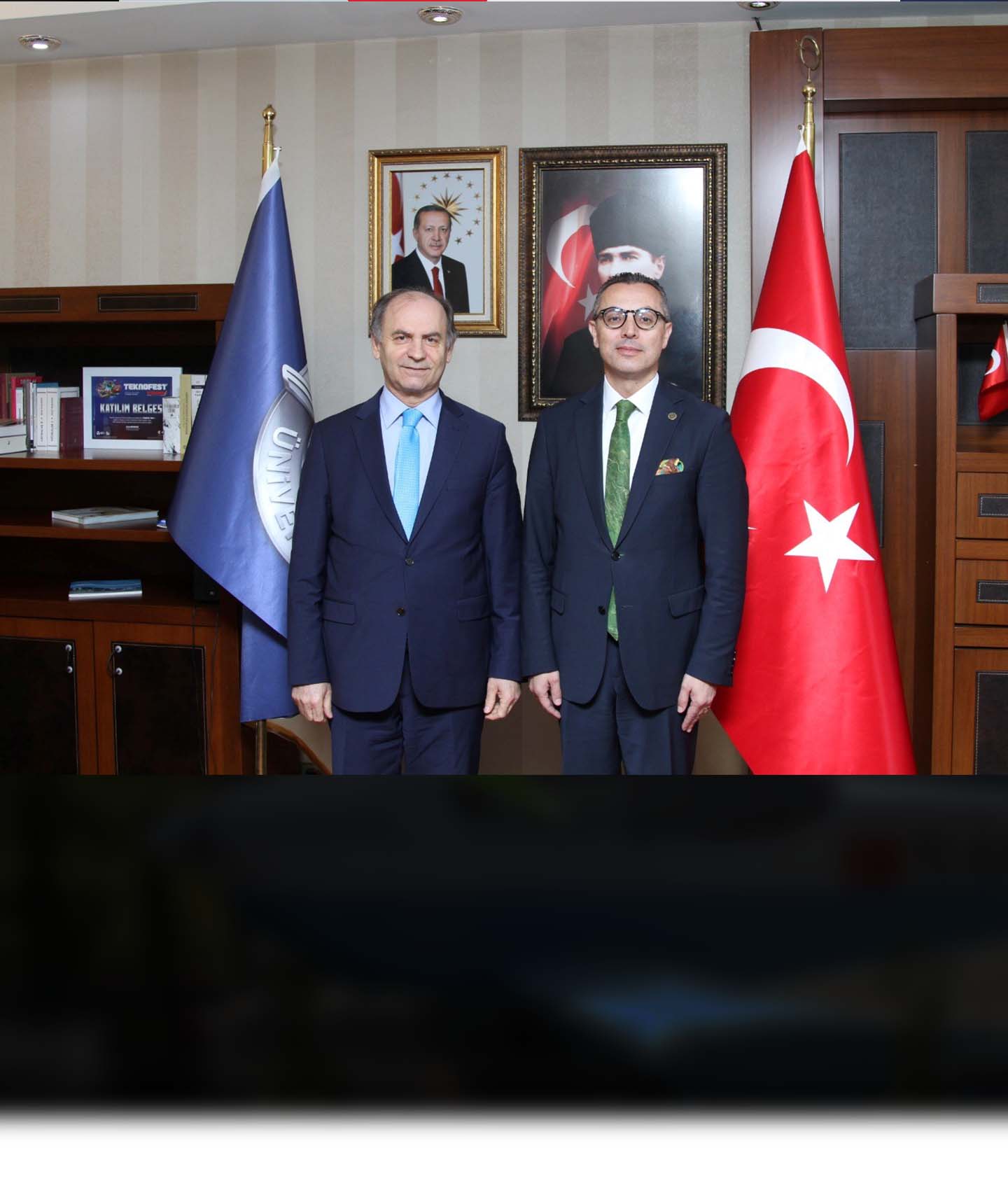 Ankara Üniversitesi TÖMER Müdürü Prof. Dr. Timur GÜLTEKİN, Rektörümüz Prof. Dr. Rahmi ER’e nezaket ziyaretinde bulunmuştur.
